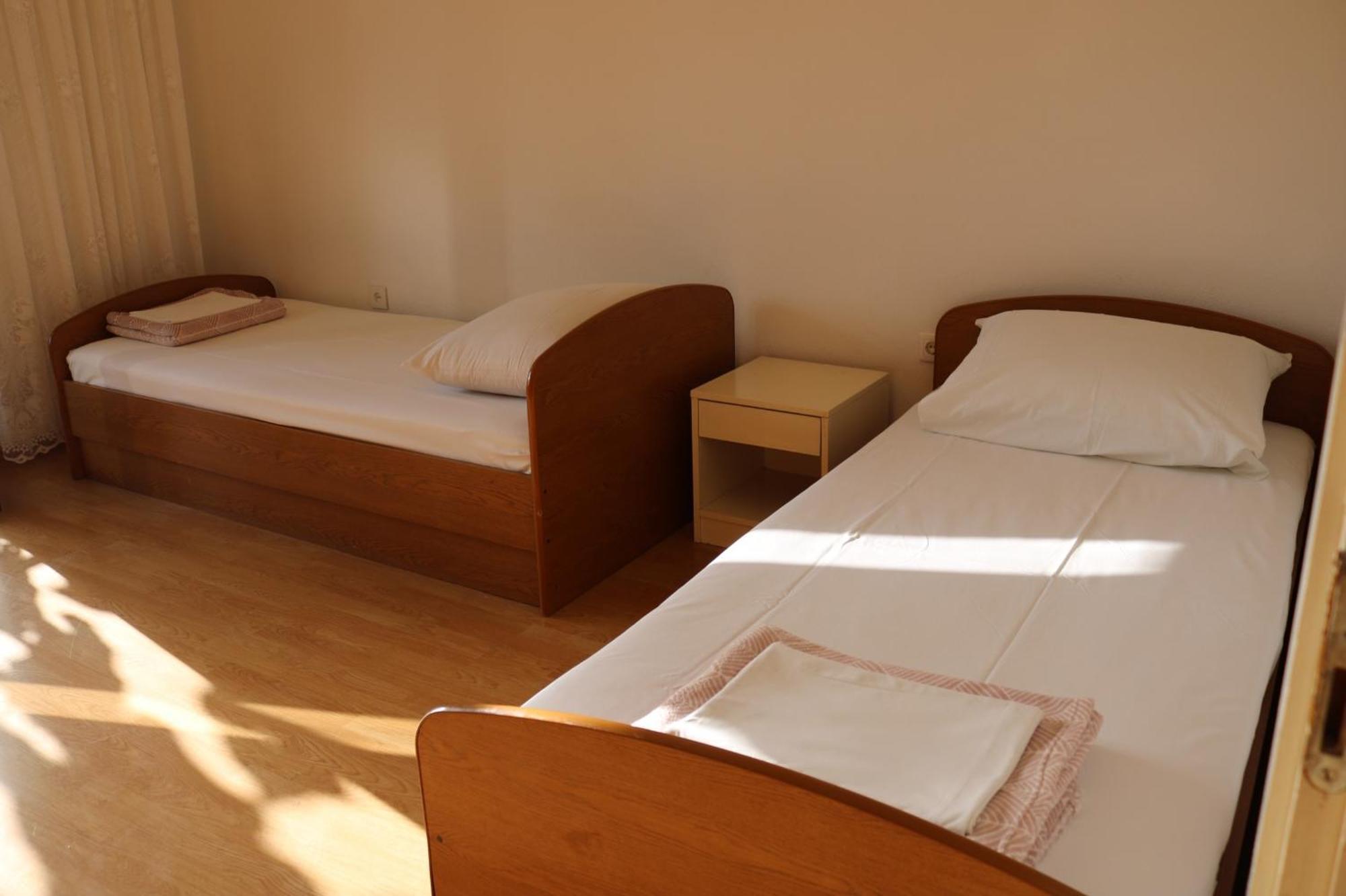 Apartments By The Sea Grebastica, Sibenik - 4881 Baselovici Room photo